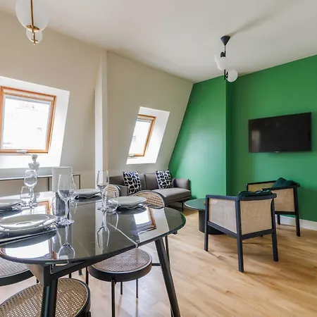 Charming - St Germain Des Pres * 巴黎